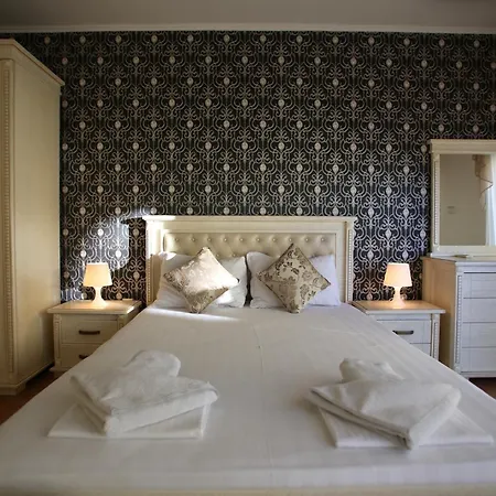 Livia Boutique 4*