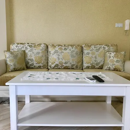 Livia Boutique Равда