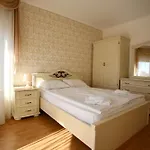 Livia Boutique 4*
