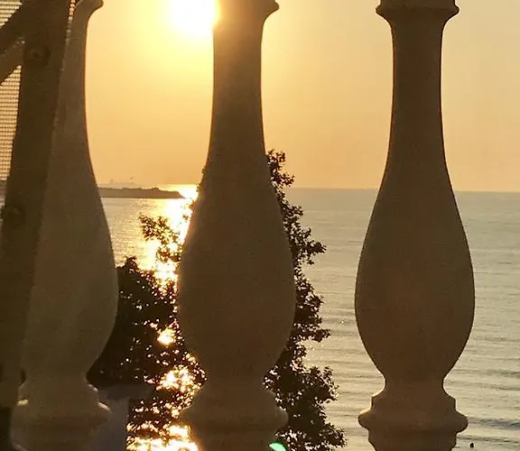 Livia Boutique Apartmanhotel 4*